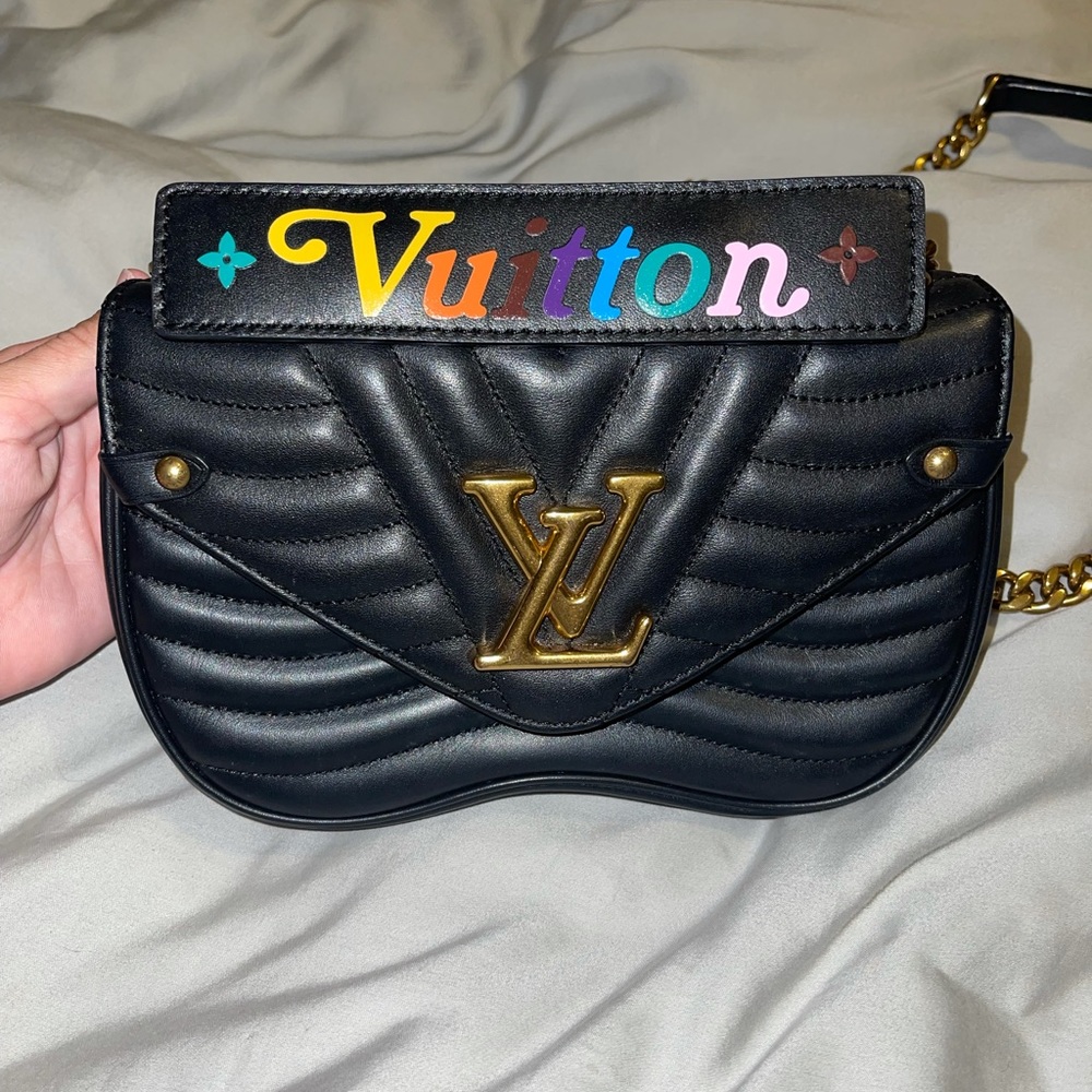 Louis Vuitton New wave crossbody in black